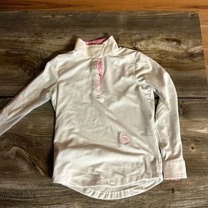 Essec Classics Girls show Shirt size Small